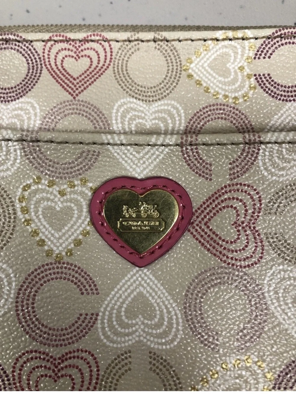Y2K Coach Signature Logo Pink Hearts Crossbody Shoulder Bag Purse